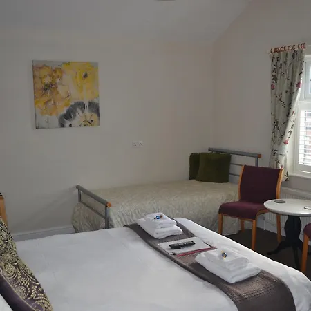 Blakeney House 4*